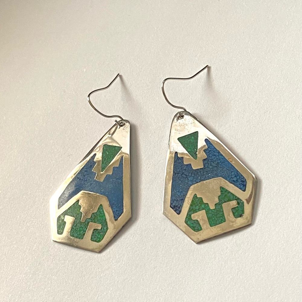 Vintage Silver Tone Crushed Turquoise Inlay Long Dangle Earrings